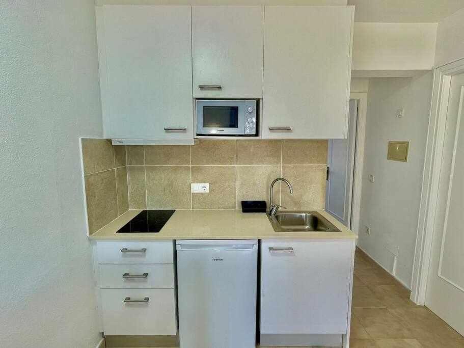 Pura Vida Apartamento Con Piscina Cala'N Blanes  Zewnętrze zdjęcie